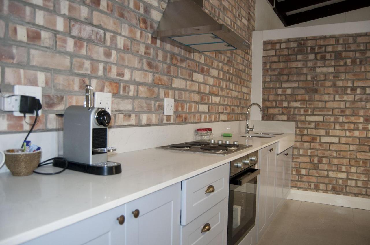 Alte Villa Boutique Hotel Luderitz ภายนอก รูปภาพ