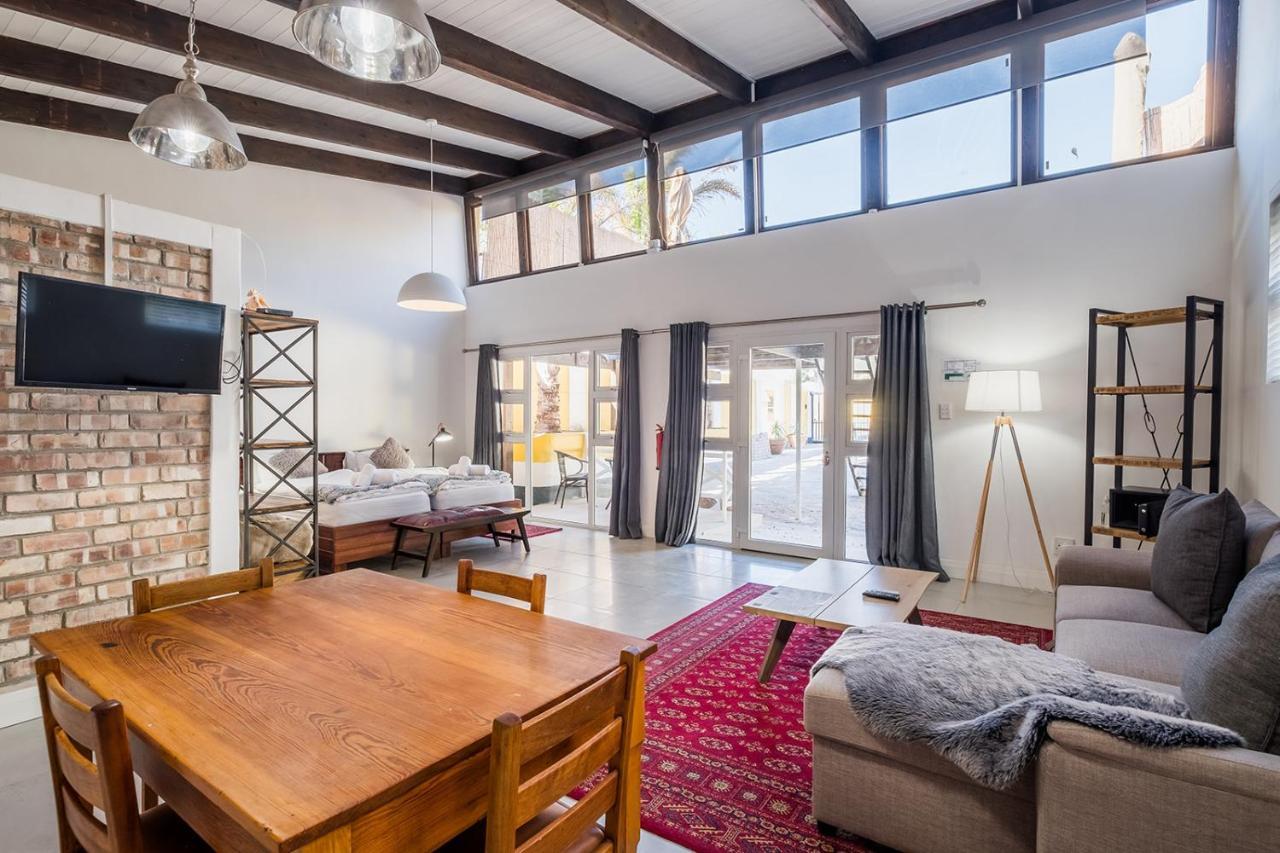 Alte Villa Boutique Hotel Luderitz ภายนอก รูปภาพ