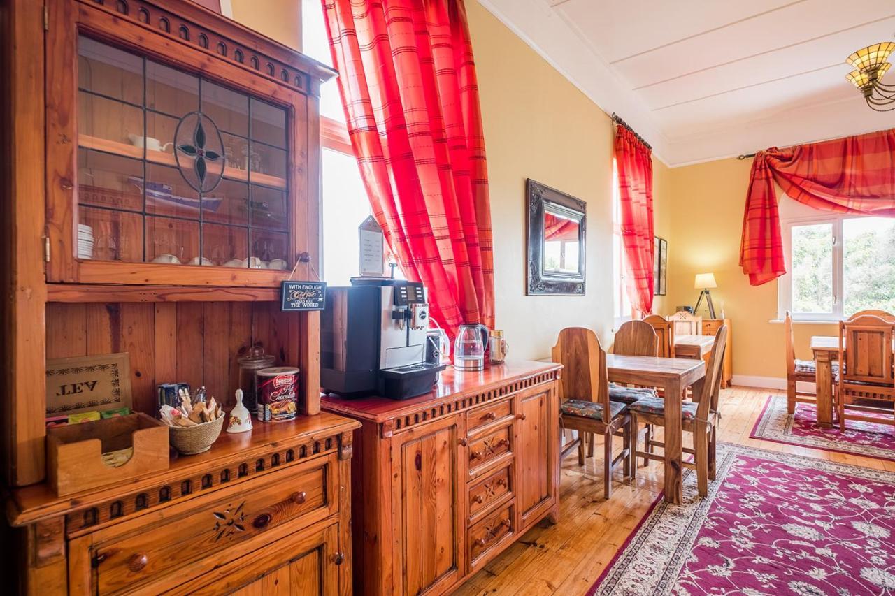 Alte Villa Boutique Hotel Luderitz ภายนอก รูปภาพ