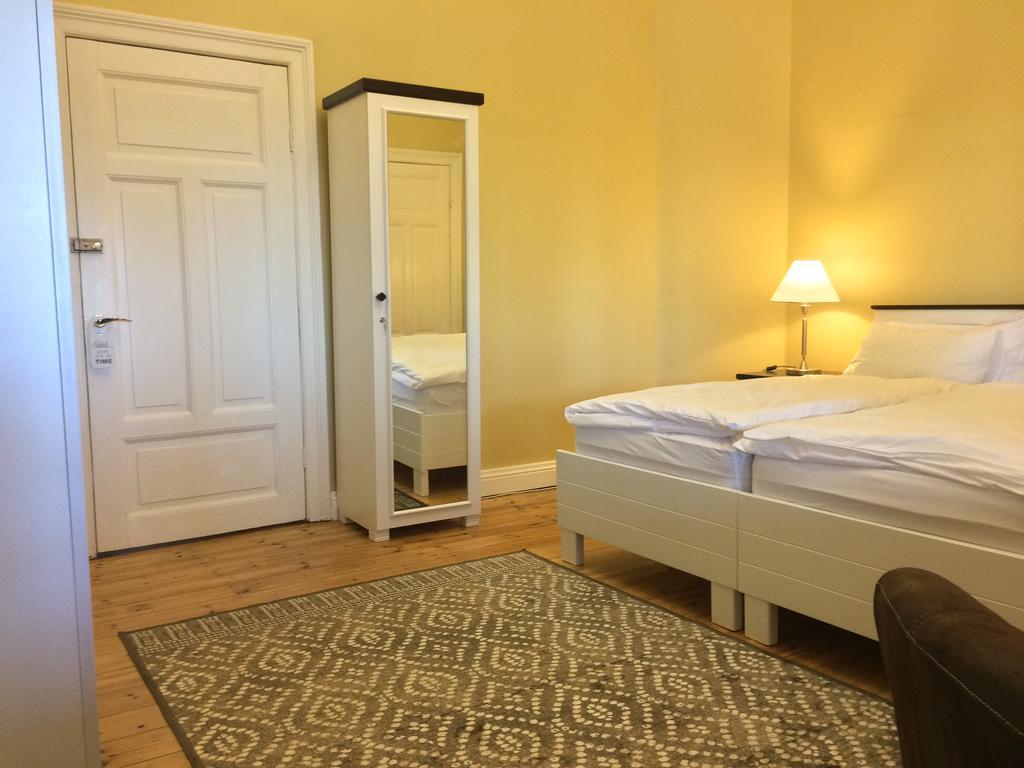 Alte Villa Boutique Hotel Luderitz ภายนอก รูปภาพ